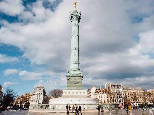 Parisian Style Private With Shared Bathroom Near Bastille And Gare De Lyon 홈스테이